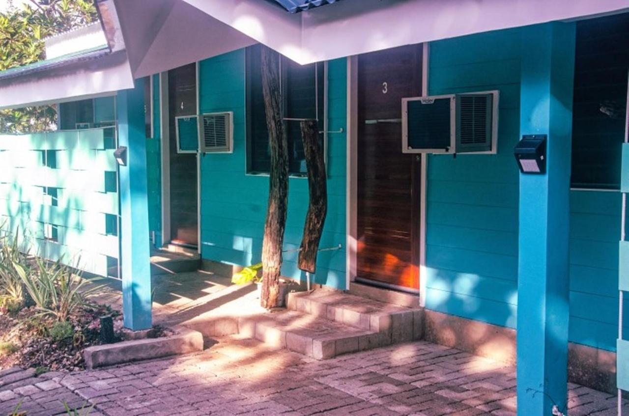 House Of Tamse Laagans ' Inn Badian Εξωτερικό φωτογραφία